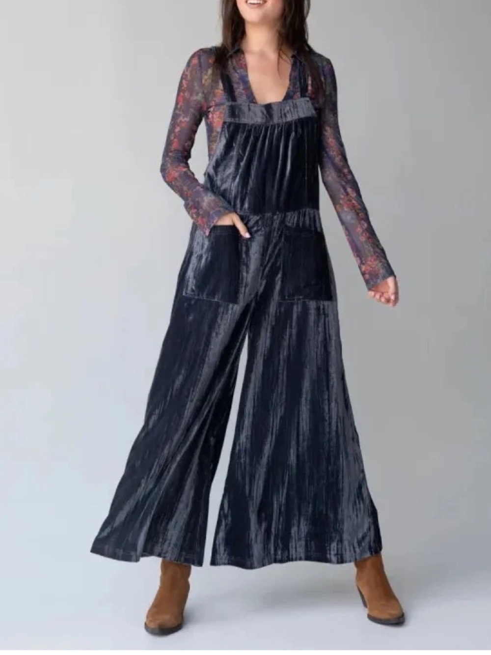 Natural Life Velvet Dakota Jumpsuit Women’s Tie Back Overalls Wide Leg Large